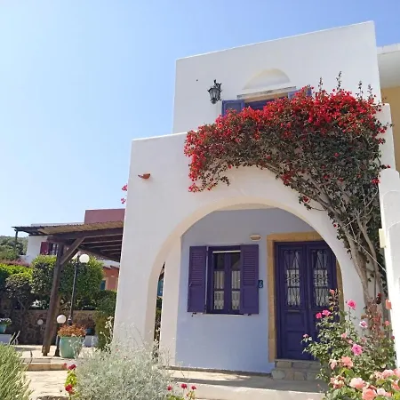 Nefeli Leros Aparthotel 3*