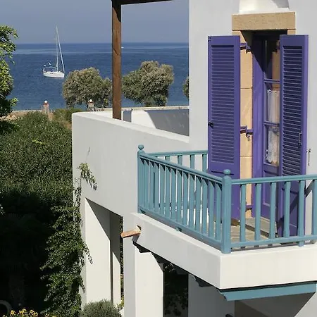 Lägenhetshotell Nefeli Leros 3*