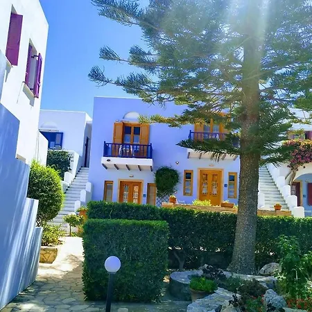Nefeli Leros 公寓式酒店 3*