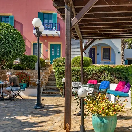 Hotel apartamentowy Nefeli Leros 3*