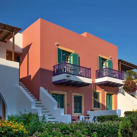 Nefeli Leros Ajía Marína