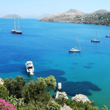 Nefeli Leros