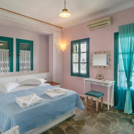 Nefeli Leros 3*