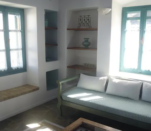 Nefeli Leros 3*