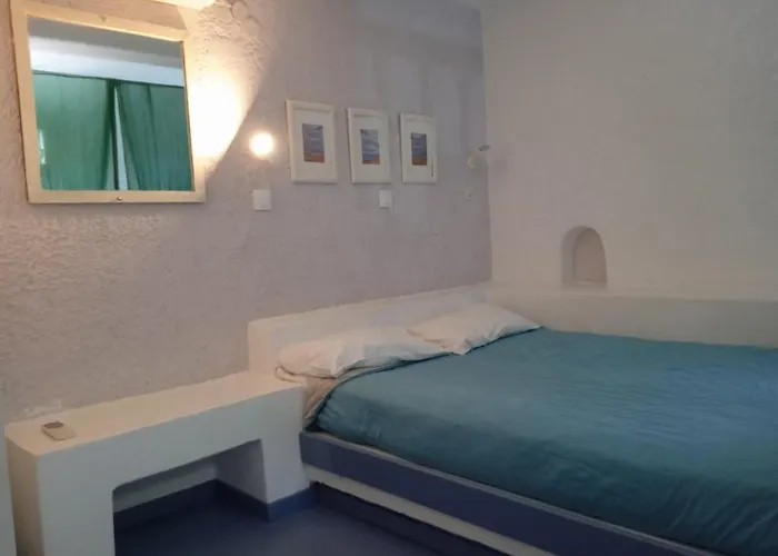 Nefeli Leros شقة فندقية 3*