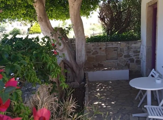 Nefeli Leros 3* Agia Marina (Leros)