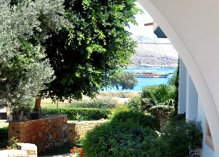 Nefeli Leros Hotel apartamentowy Agia Marina (Leros)