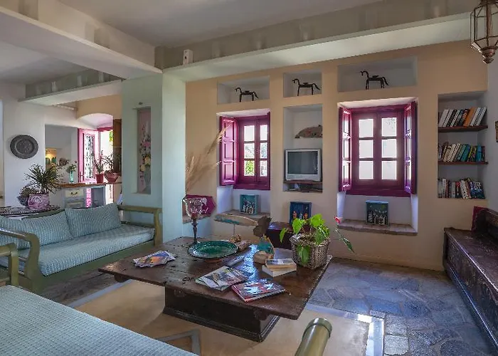 Nefeli Leros اجيا مارينا